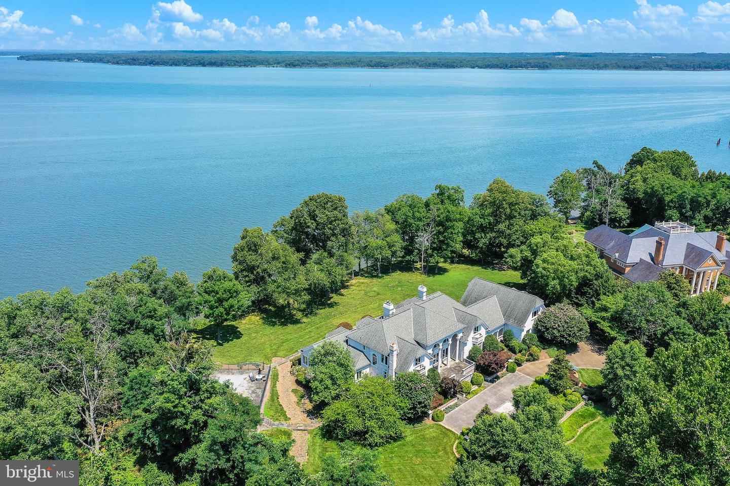 Lorton, Virginia, 22079, United States, 6 Bedrooms Bedrooms, ,8 BathroomsBathrooms,Residential,Active,1933878