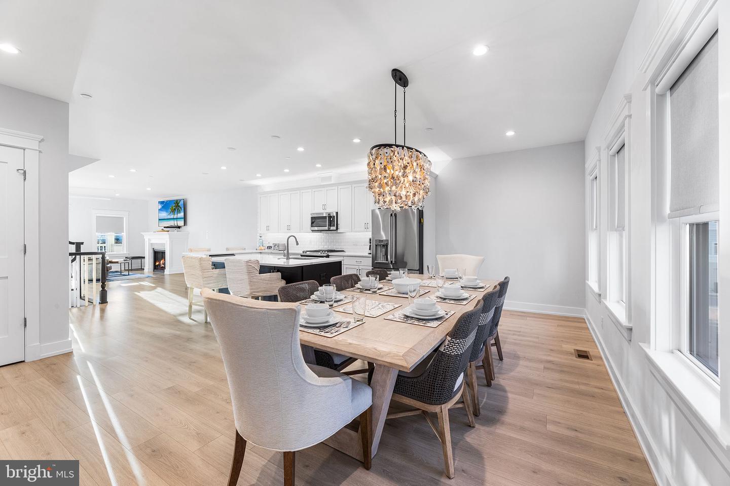 Ocean City, Maryland, 21842, United States, 4 Bedrooms Bedrooms, ,6 BathroomsBathrooms,Residential,Active,1972177