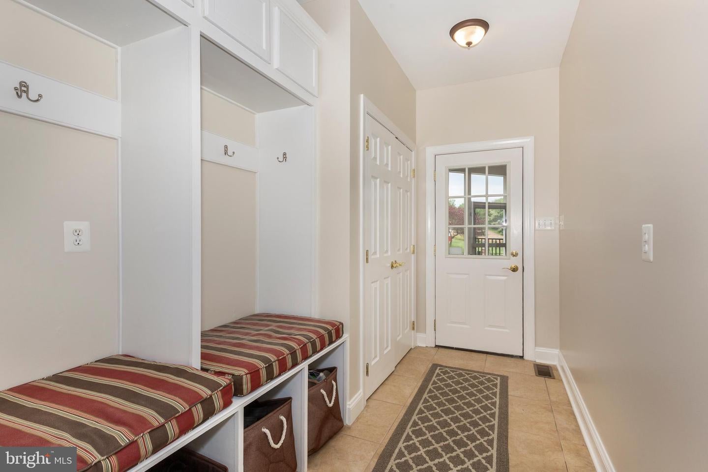 New Windsor, Maryland, 21776, United States, ,5 BathroomsBathrooms,Residential,Active,1829926