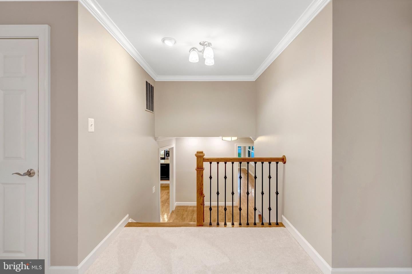 Fairfax, Virginia, 22030, United States, 4 Bedrooms Bedrooms, ,3 BathroomsBathrooms,Residential,Active,2045005