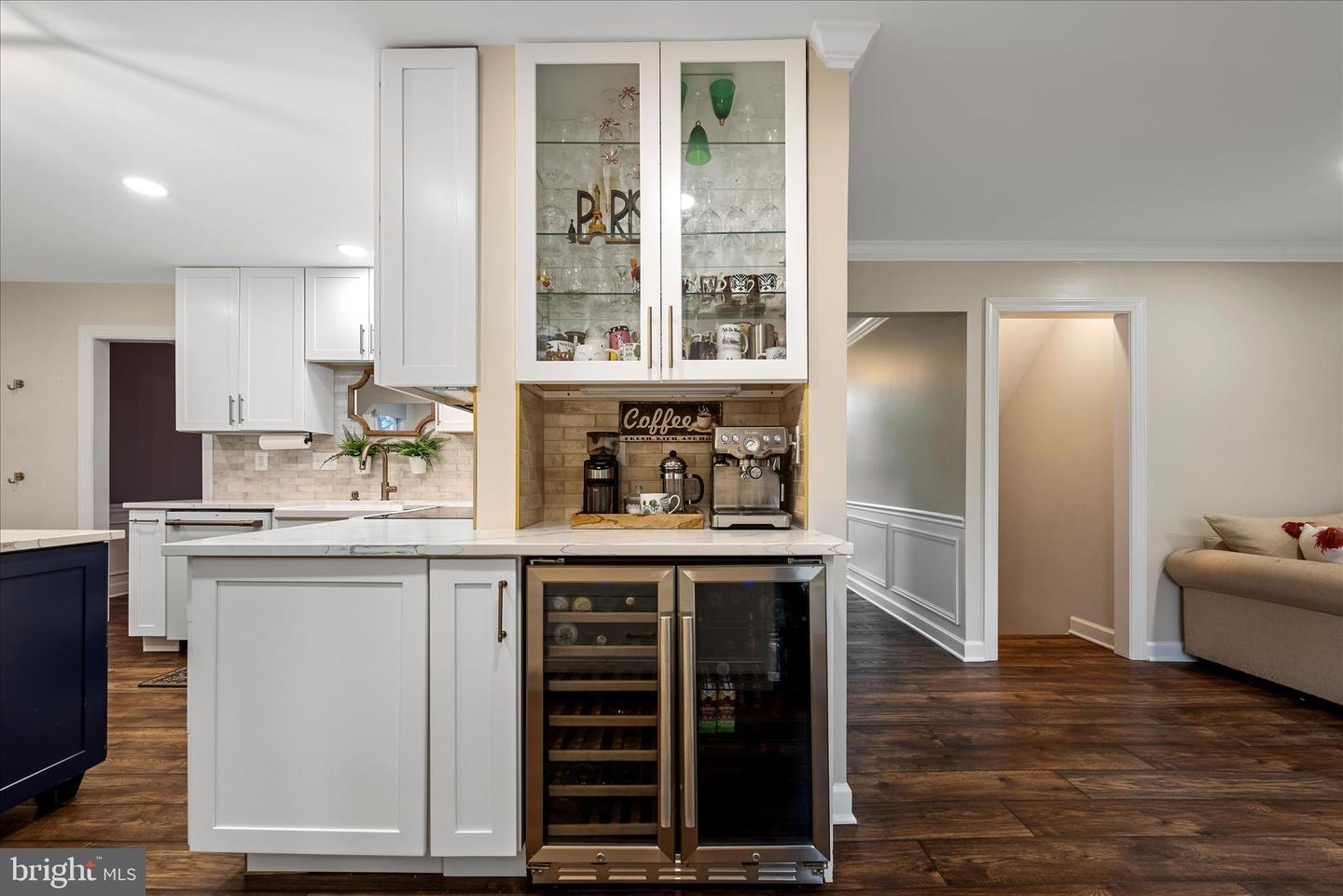 Centreville, Virginia, 20120, United States, 4 Bedrooms Bedrooms, ,3 BathroomsBathrooms,Residential,Active,2015484