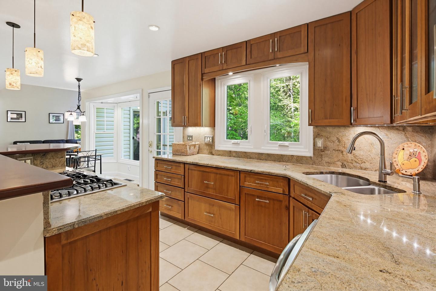 Laurel, Maryland, 20723, United States, 4 Bedrooms Bedrooms, ,5 BathroomsBathrooms,Residential,Active,2041355