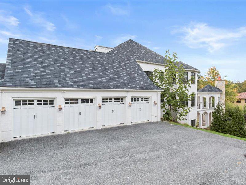 Potomac, Maryland, 20854, United States, 6 Bedrooms Bedrooms, ,7 BathroomsBathrooms,Residential,Active,1927645