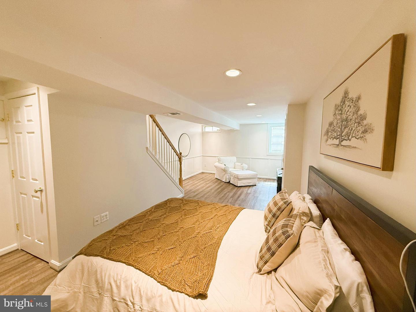 Potomac, Maryland, 20854, United States, 5 Bedrooms Bedrooms, ,4 BathroomsBathrooms,Residential,Active,1943828