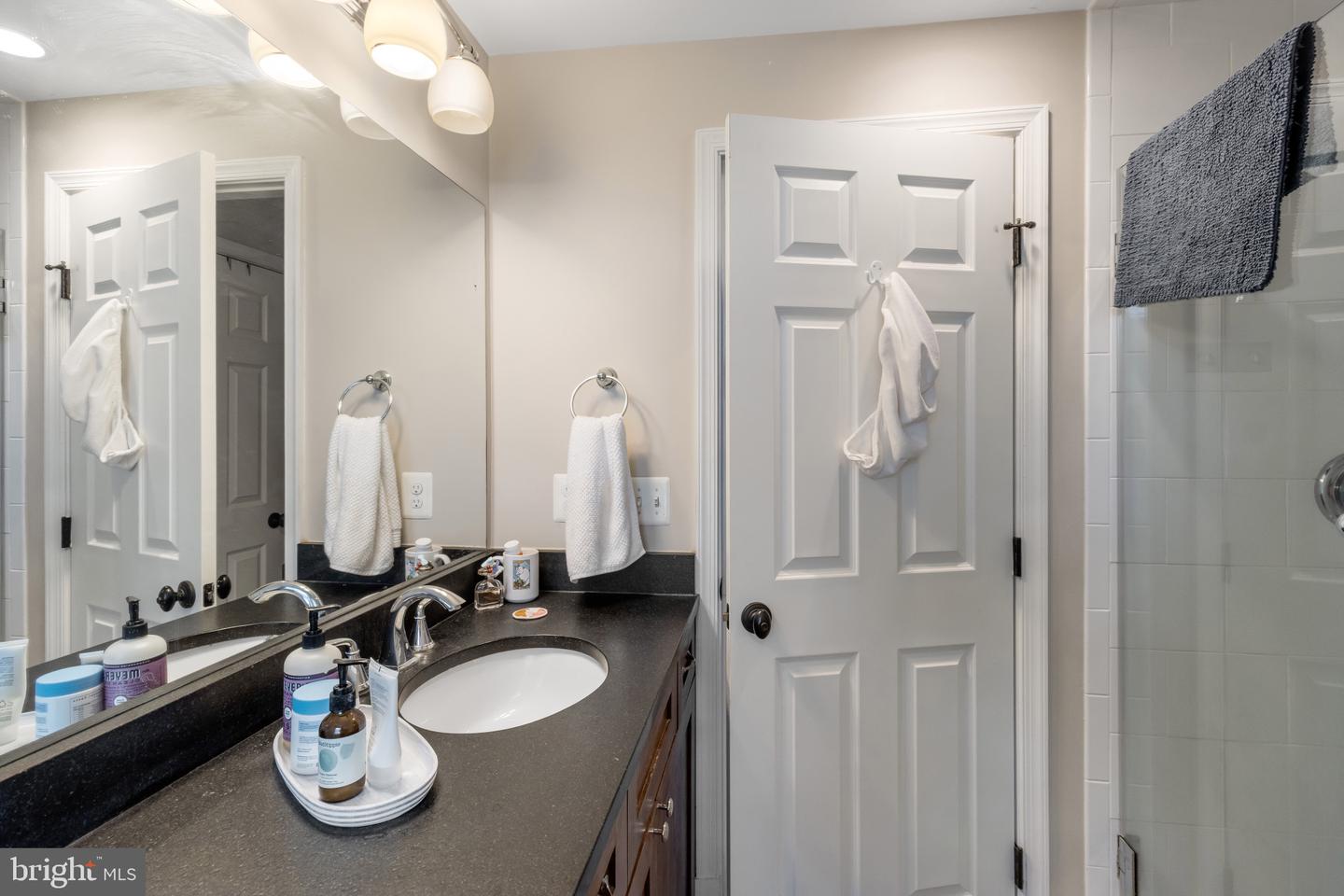 Arlington, Virginia, 22201, United States, ,5 BathroomsBathrooms,Residential,Active,1798155