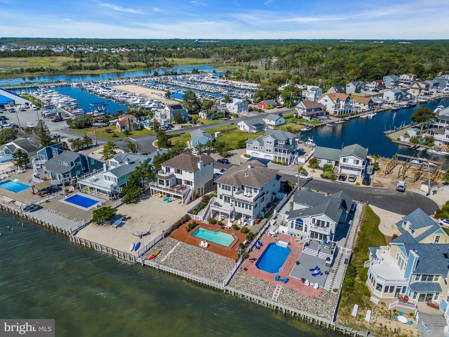 Waretown, New Jersey, 08758, United States, 4 Bedrooms Bedrooms, ,5 BathroomsBathrooms,Residential,Active,1926924