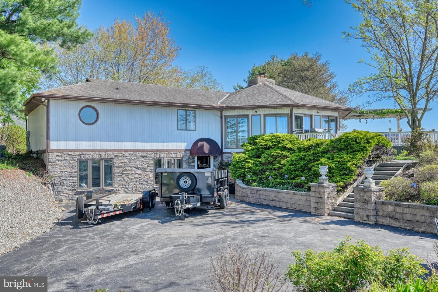 Kempton, Pennsylvania, 19529, United States, 4 Bedrooms Bedrooms, ,4 BathroomsBathrooms,Residential,Active,2043840