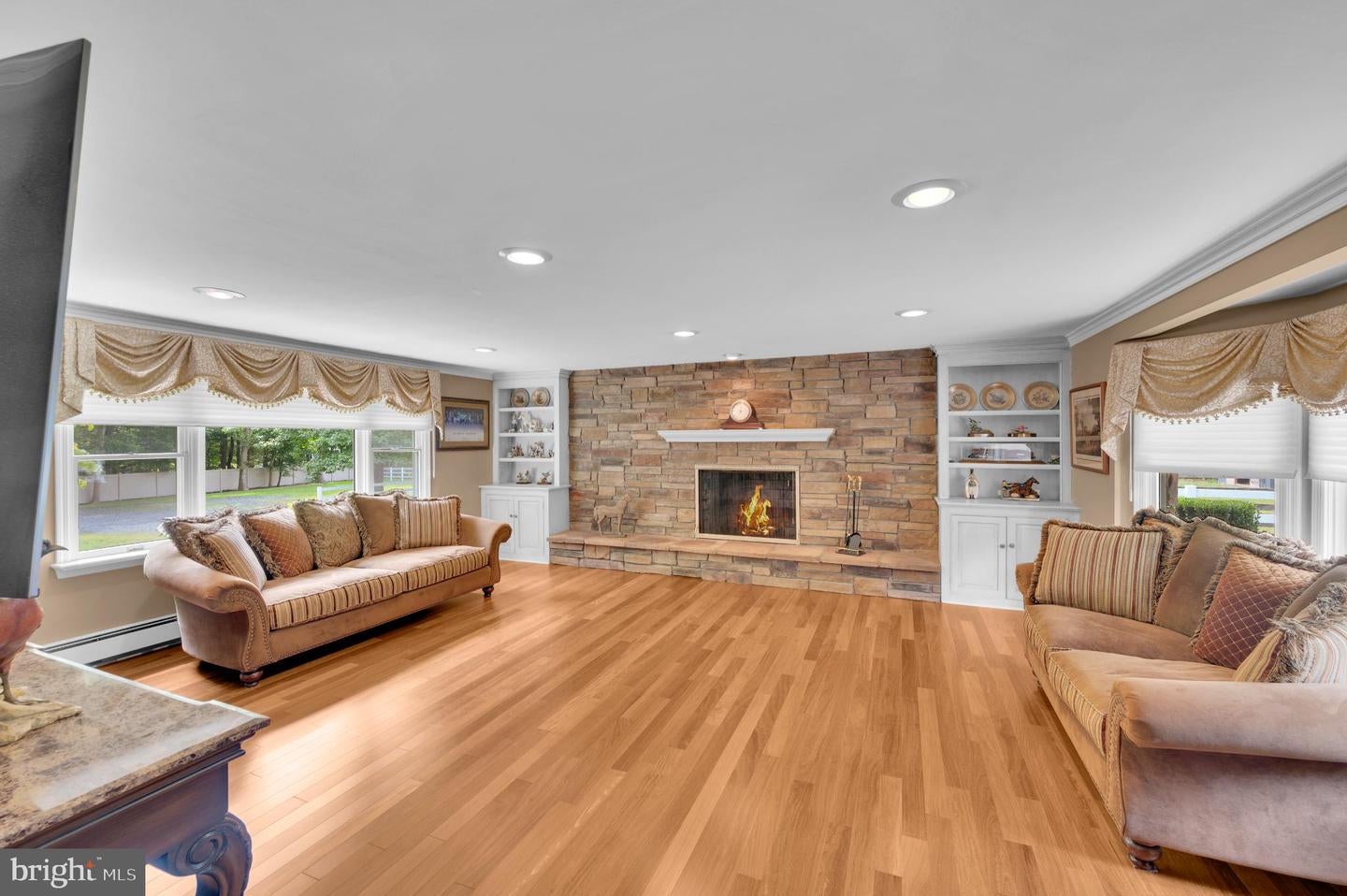 Freehold, New Jersey, 07728, United States, 3 Bedrooms Bedrooms, ,3 BathroomsBathrooms,Residential,Active,1922297