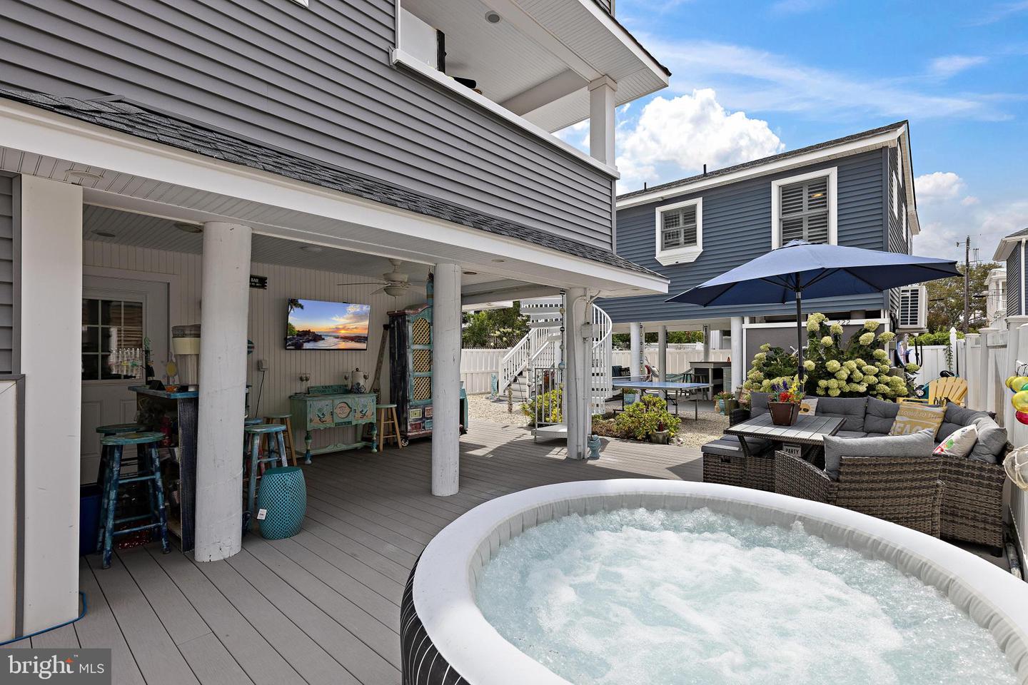 Beach Haven, New Jersey, 08008, United States, 5 Bedrooms Bedrooms, ,4 BathroomsBathrooms,Residential,Active,1941132