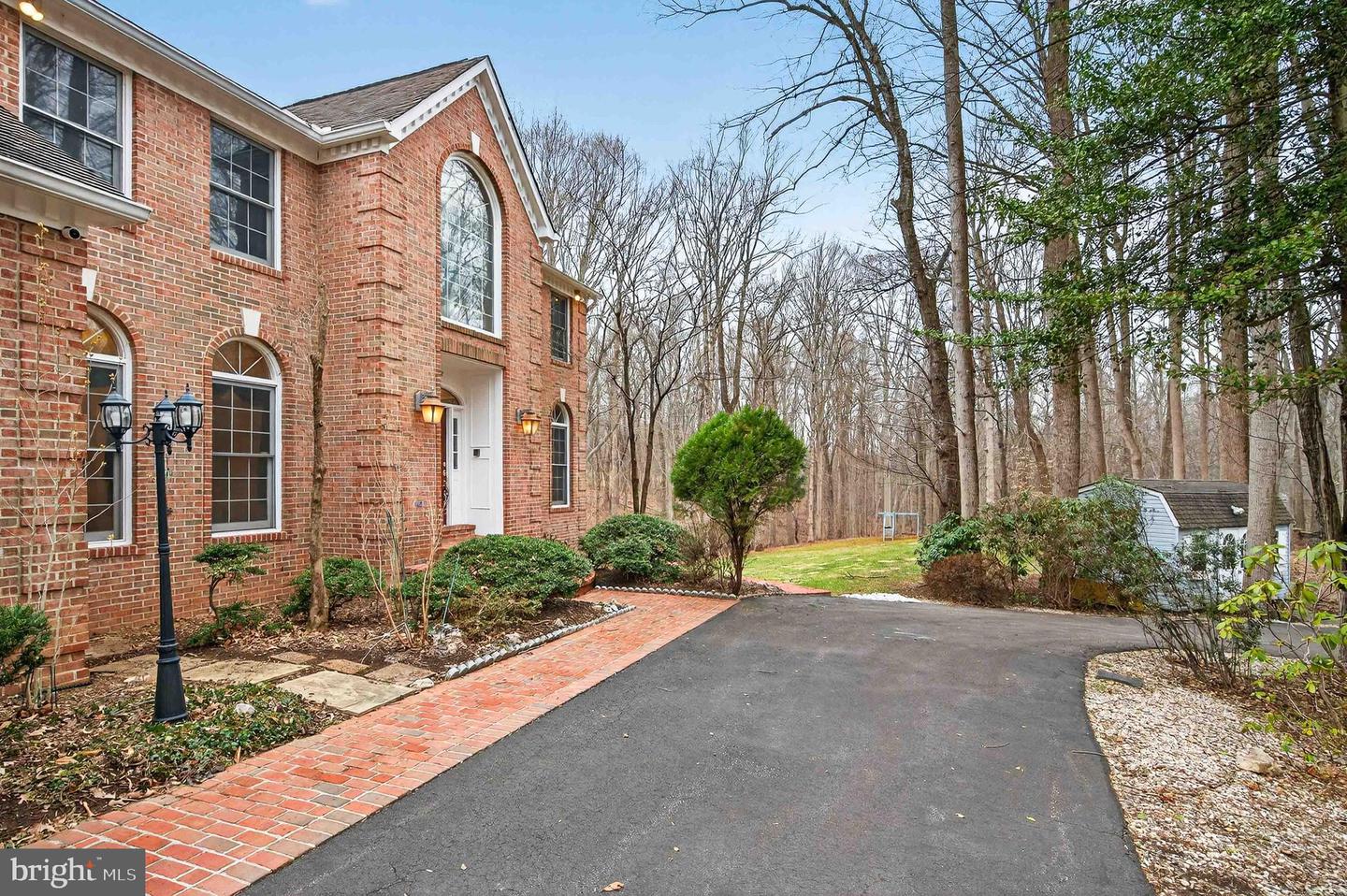 Clifton, Virginia, 20124, United States, 5 Bedrooms Bedrooms, ,6 BathroomsBathrooms,Residential,Active,2025639