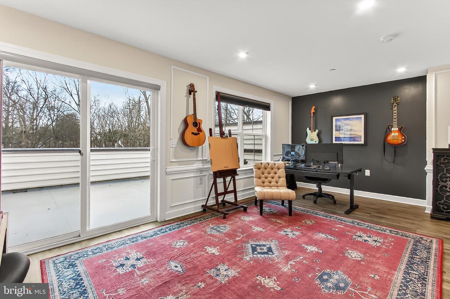 Fairfax, Virginia, 22033, United States, 4 Bedrooms Bedrooms, ,5 BathroomsBathrooms,Residential,Active,2010219