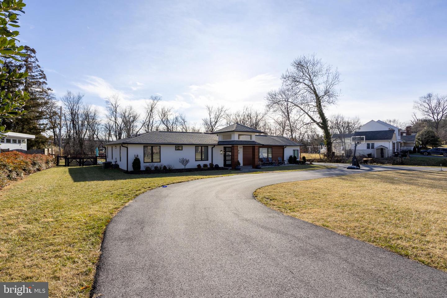 Pikesville, Maryland, 21208, United States, 6 Bedrooms Bedrooms, ,5 BathroomsBathrooms,Residential,Active,2010580