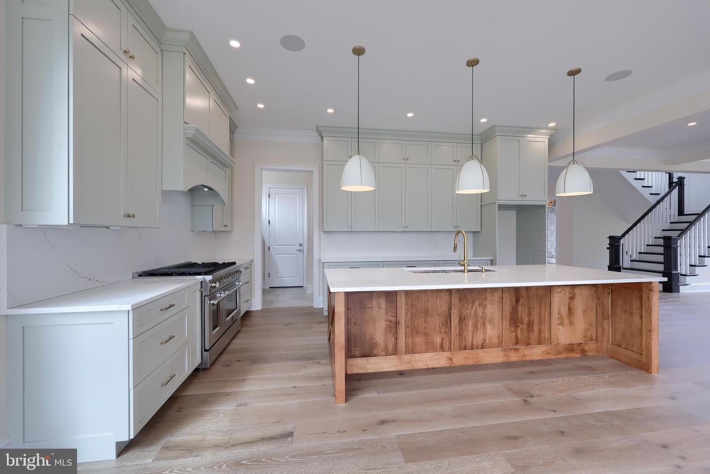 Lancaster, Pennsylvania, 17601, United States, 4 Bedrooms Bedrooms, ,5 BathroomsBathrooms,Residential,Active,1755222