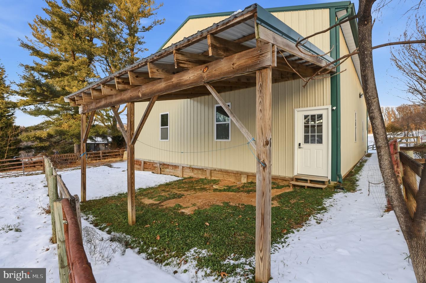 Clarksburg, Maryland, 20871, United States, 5 Bedrooms Bedrooms, ,3 BathroomsBathrooms,Residential,Active,1996277