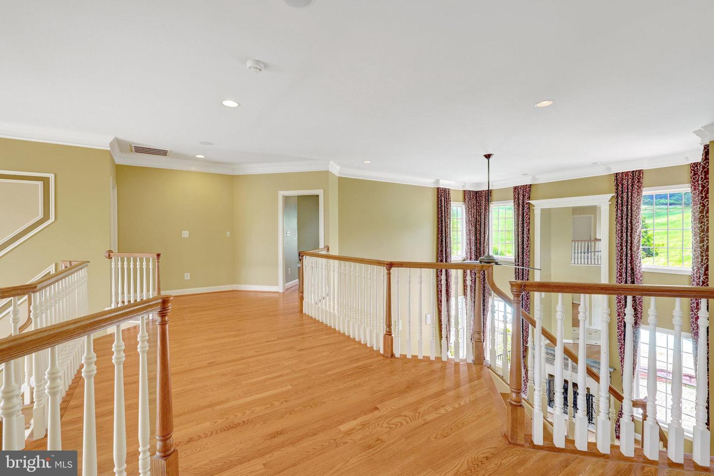 Leesburg, Virginia, 20175, United States, 4 Bedrooms Bedrooms, ,5 BathroomsBathrooms,Residential,Active,1894598