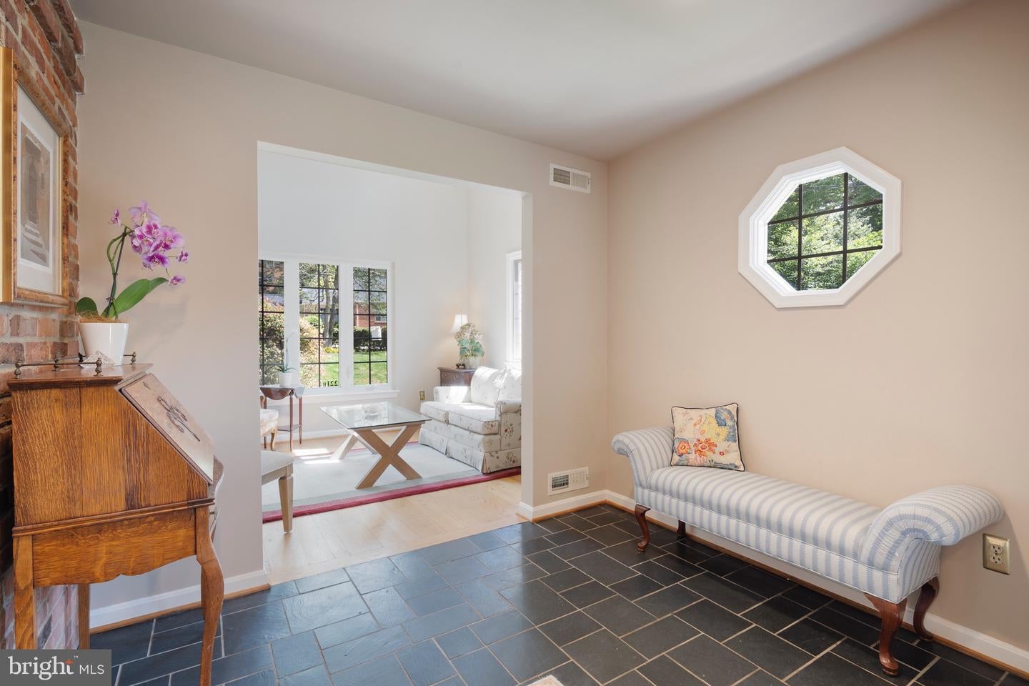 Arlington, Virginia, 22207, United States, 5 Bedrooms Bedrooms, ,4 BathroomsBathrooms,Residential,Active,1943764