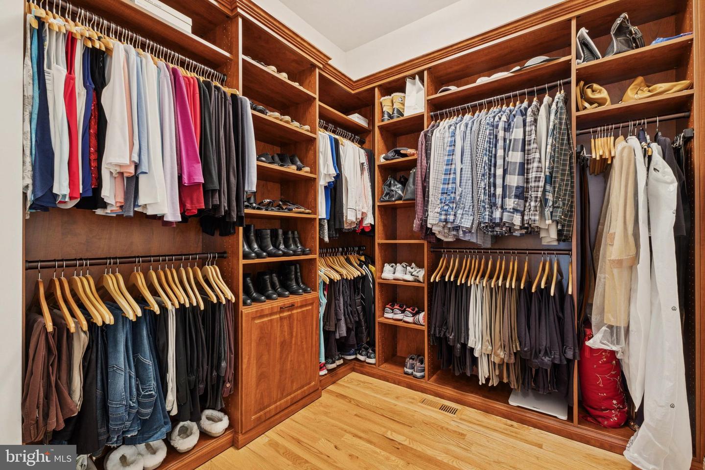 Gainesville, Virginia, 20155, United States, 4 Bedrooms Bedrooms, ,5 BathroomsBathrooms,Residential,Active,2023879