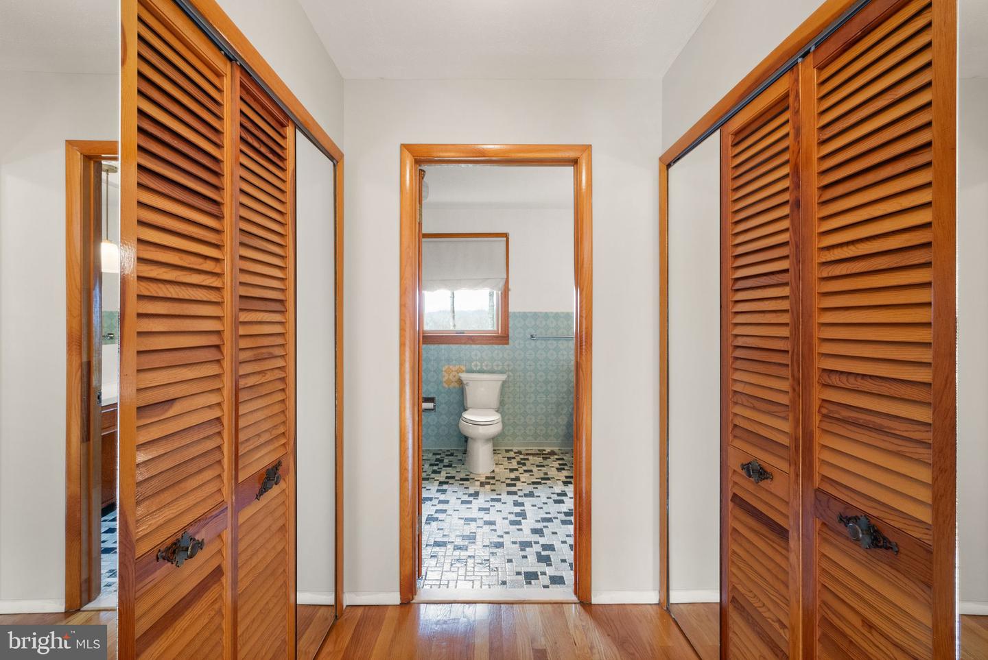 Amissville, Virginia, 20106, United States, 7 Bedrooms Bedrooms, ,4 BathroomsBathrooms,Residential,Active,1849572