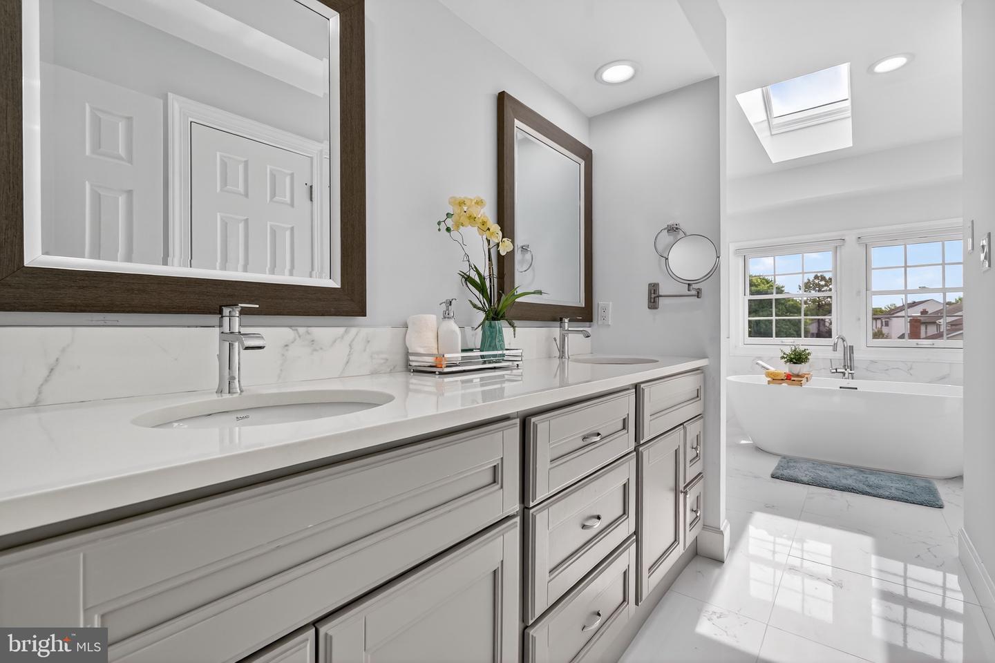 North Potomac, Maryland, 20878, United States, 4 Bedrooms Bedrooms, ,4 BathroomsBathrooms,Residential,Active,2044133