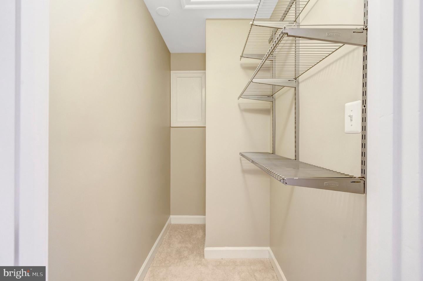 Fairfax, Virginia, 22030, United States, 4 Bedrooms Bedrooms, ,3 BathroomsBathrooms,Residential,Active,2045005