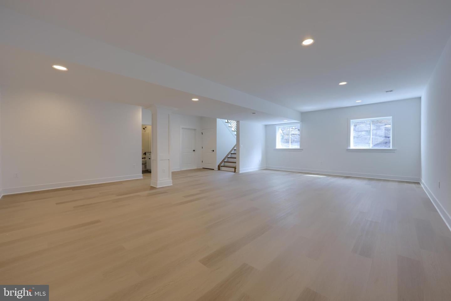 East Petersburg, Pennsylvania, 17520, United States, 4 Bedrooms Bedrooms, ,5 BathroomsBathrooms,Residential,Active,1702111