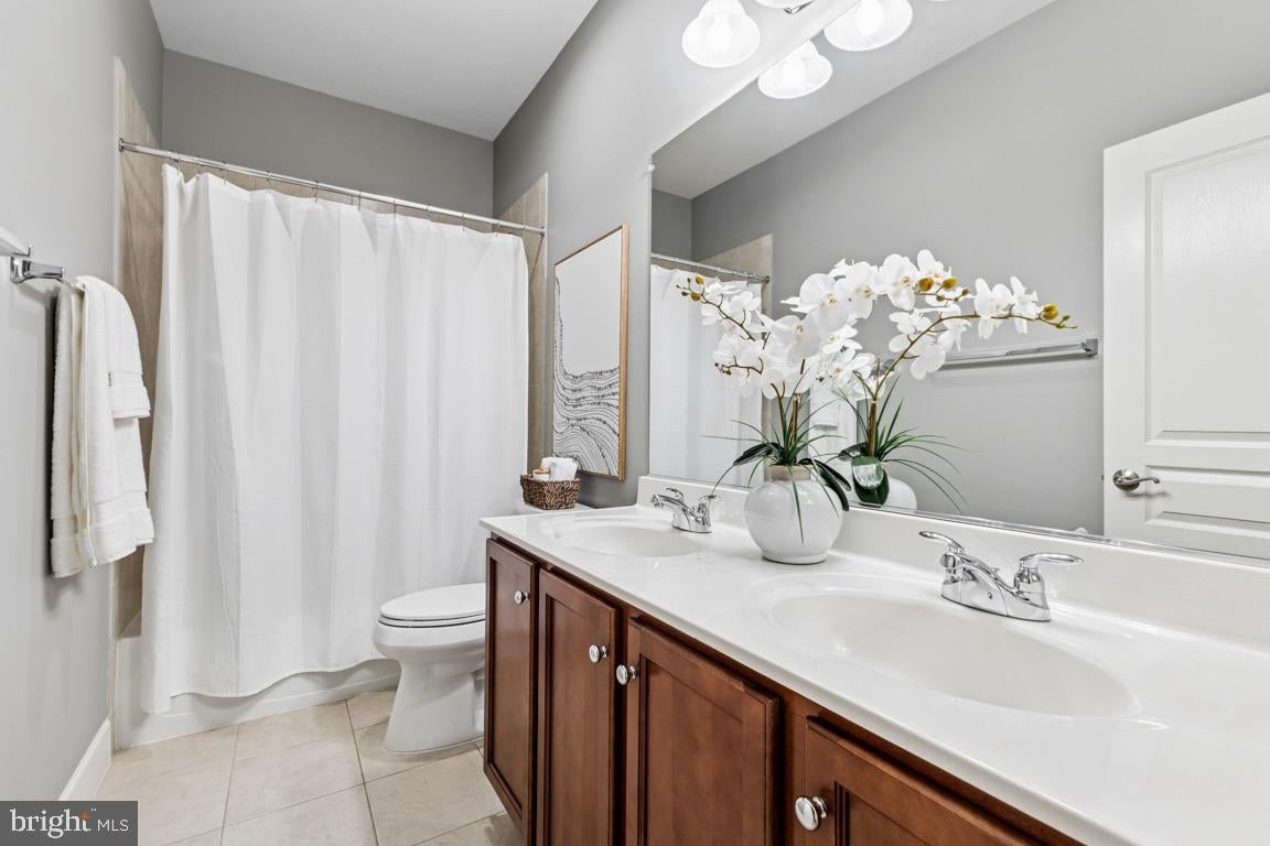 Leesburg, Virginia, 20175, United States, 5 Bedrooms Bedrooms, ,6 BathroomsBathrooms,Residential,Active,1905104