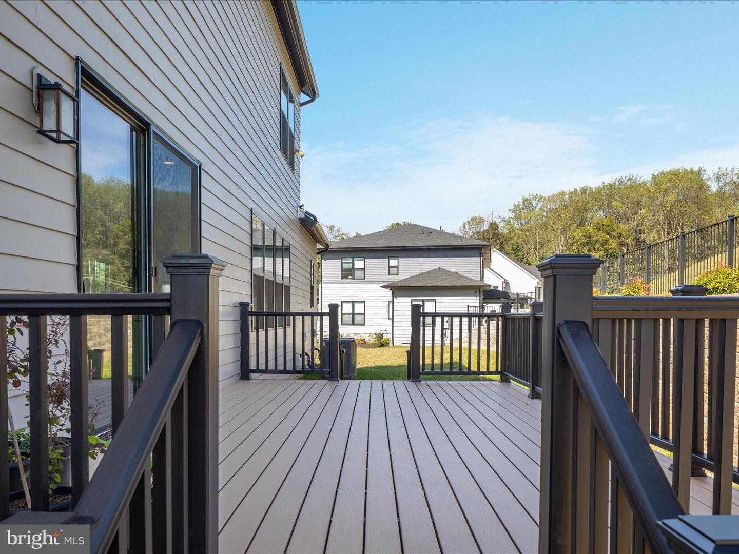 Oakton, Virginia, 22124, United States, 6 Bedrooms Bedrooms, ,6 BathroomsBathrooms,Residential,Active,1960120