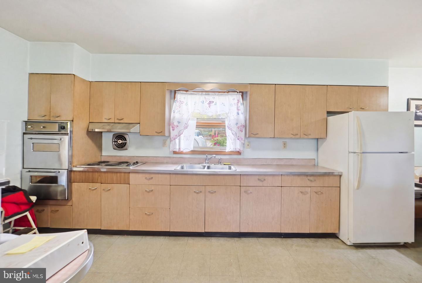 Laurel, Maryland, 20707, United States, 5 Bedrooms Bedrooms, ,6 BathroomsBathrooms,Residential,Active,2052098