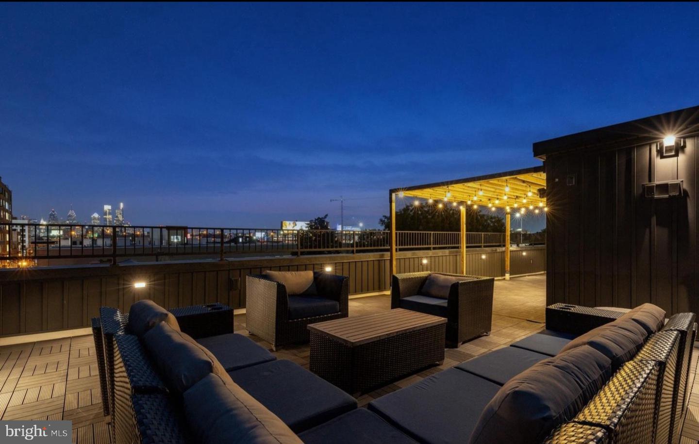 Philadelphia, Pennsylvania, 19125, United States, 4 Bedrooms Bedrooms, ,4 BathroomsBathrooms,Residential,Active,2008922