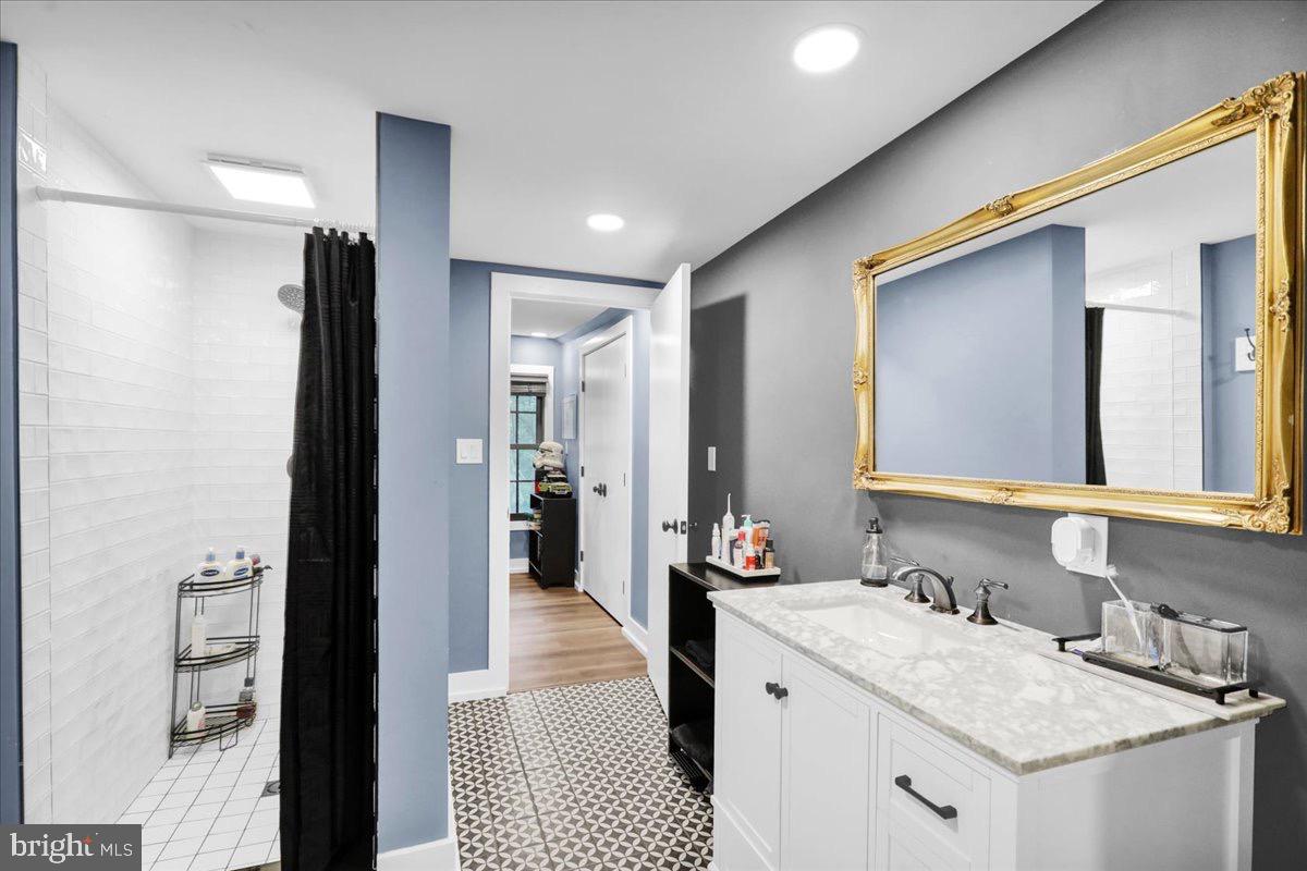 Lancaster, Pennsylvania, 17603, United States, 4 Bedrooms Bedrooms, ,3 BathroomsBathrooms,Residential,Active,1936456