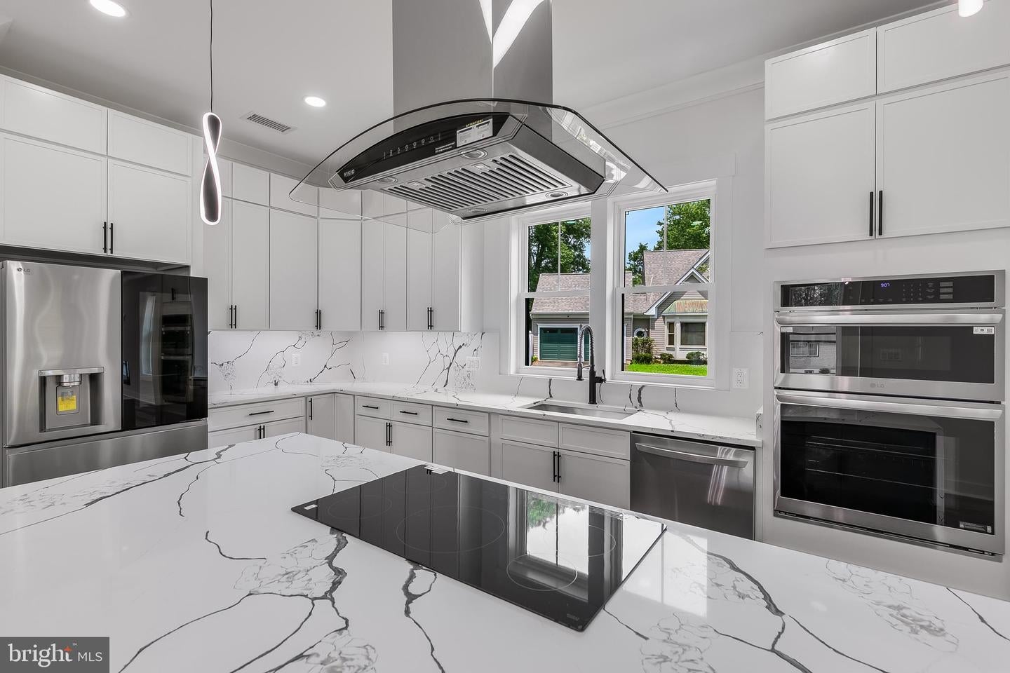 Alexandria, Virginia, 22306, United States, 6 Bedrooms Bedrooms, ,6 BathroomsBathrooms,Residential,Active,1899212