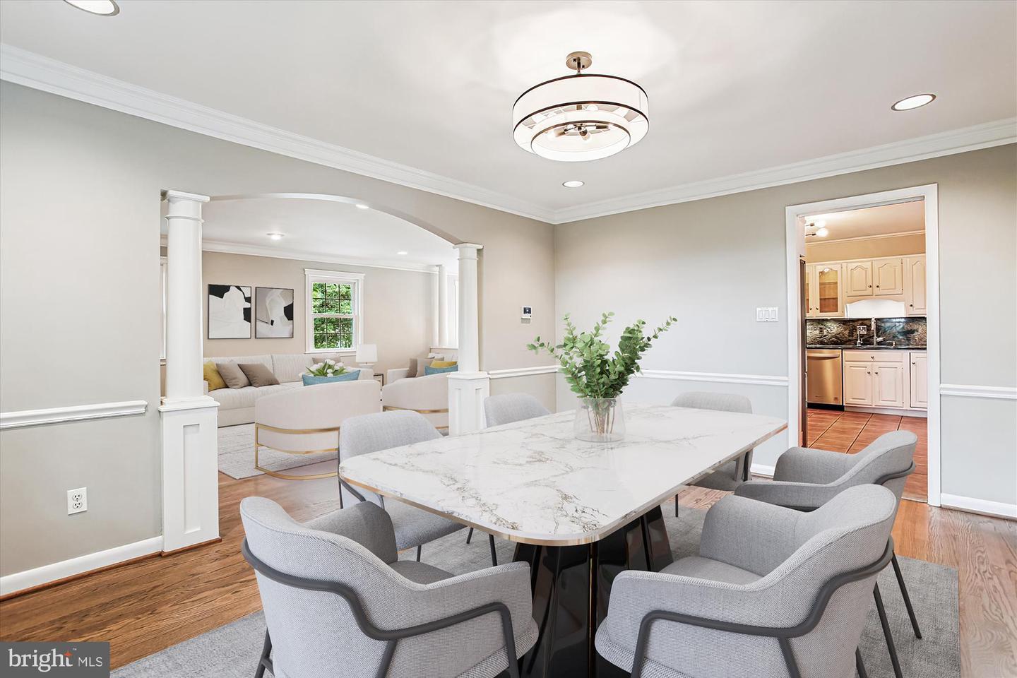 Arlington, Virginia, 22202, United States, 5 Bedrooms Bedrooms, ,3 BathroomsBathrooms,Residential,Active,1926909