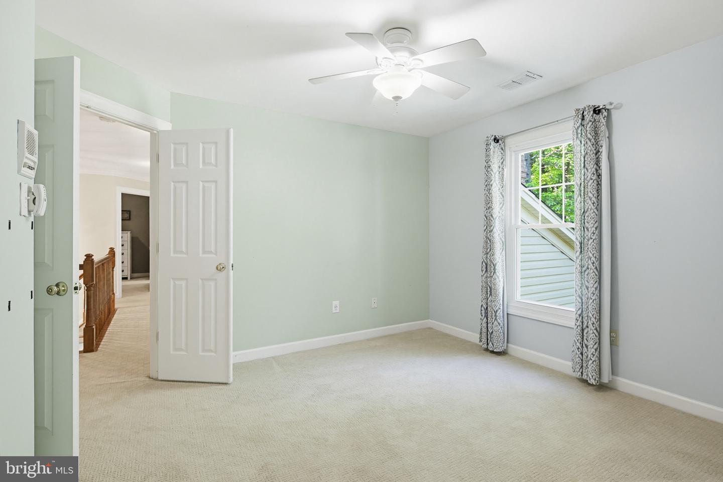 Laurel, Maryland, 20723, United States, 4 Bedrooms Bedrooms, ,5 BathroomsBathrooms,Residential,Active,2041355