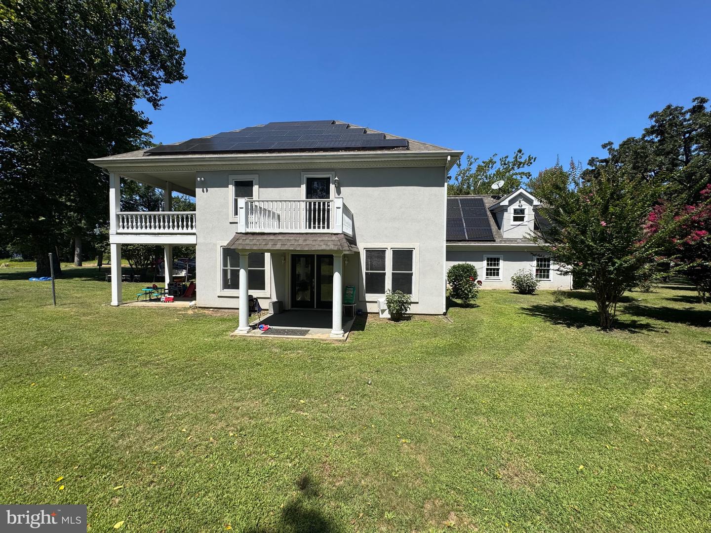 Delanco, New Jersey, 08075, United States, 5 Bedrooms Bedrooms, ,3 BathroomsBathrooms,Residential,Active,1914605