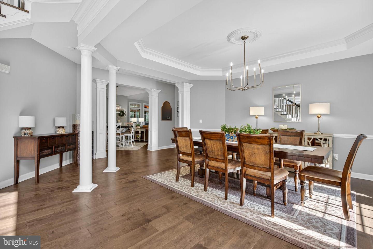 Aldie, Virginia, 20105, United States, 5 Bedrooms Bedrooms, ,5 BathroomsBathrooms,Residential,Active,2010541