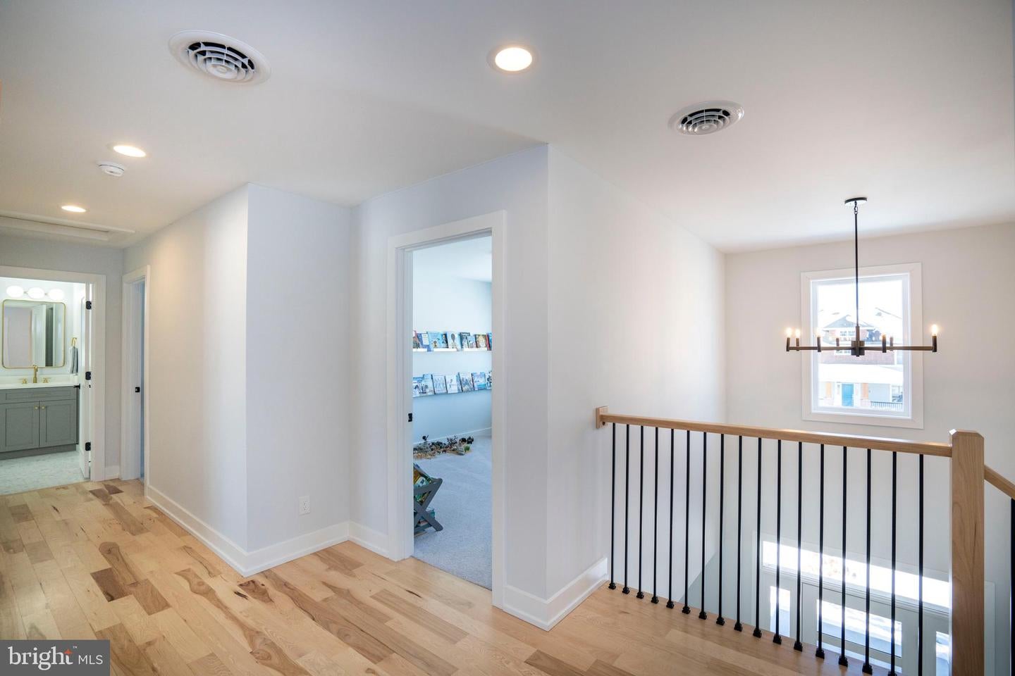 State College, Pennsylvania, 16801, United States, 5 Bedrooms Bedrooms, ,5 BathroomsBathrooms,Residential,Active,2015470