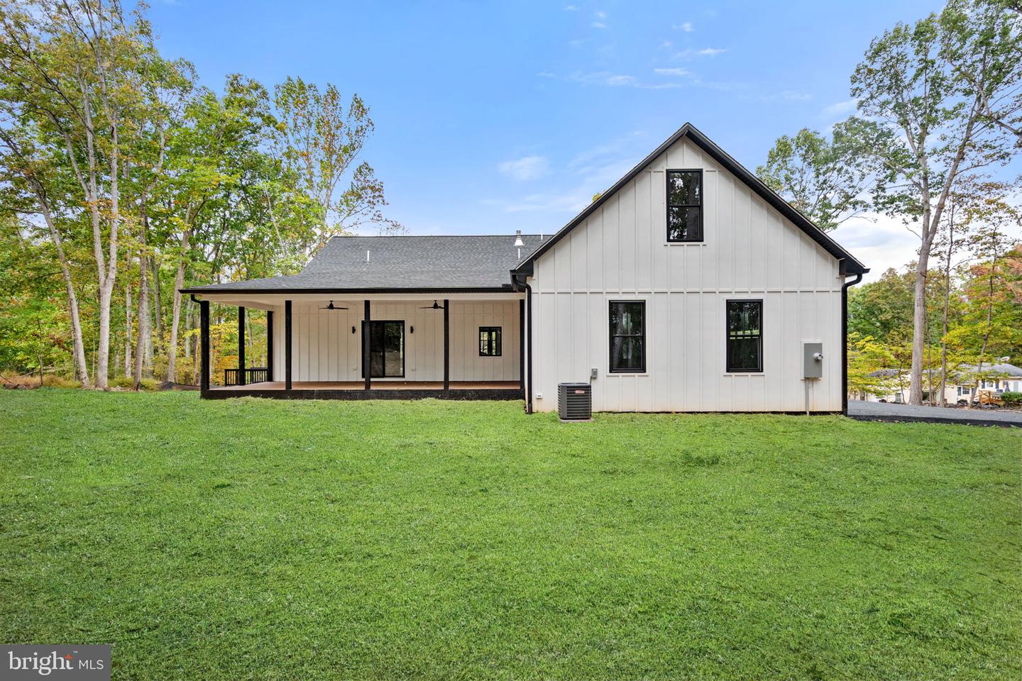 Warrenton, Virginia, 20187, United States, 5 Bedrooms Bedrooms, ,6 BathroomsBathrooms,Residential,Active,2006968