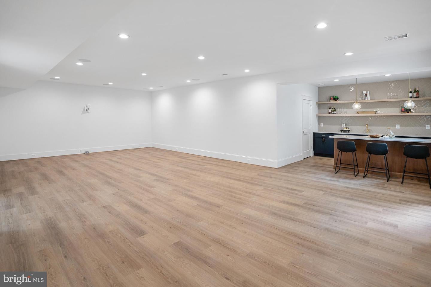 Arlington, Virginia, 22201, United States, 7 Bedrooms Bedrooms, ,8 BathroomsBathrooms,Residential,Active,1944105