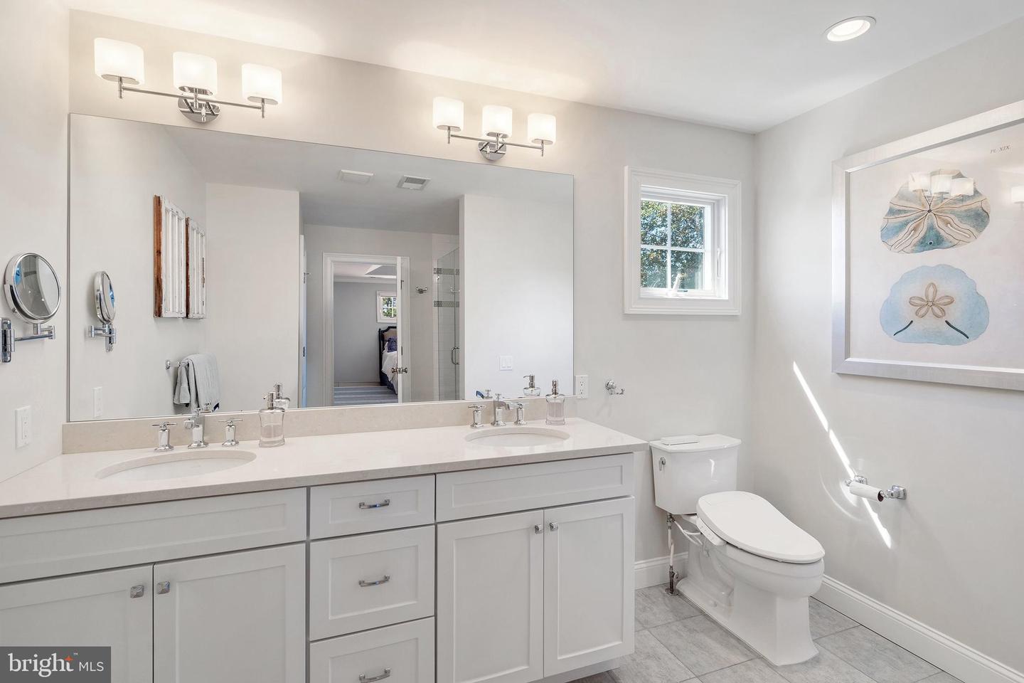 Point Pleasant Beach, New Jersey, 08742, United States, 4 Bedrooms Bedrooms, ,3 BathroomsBathrooms,Residential,Active,1942350