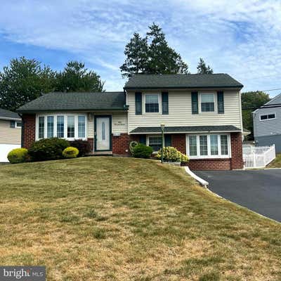 400 WARREN BLVD, BROOMALL, PA 19008, photo 3 of 4