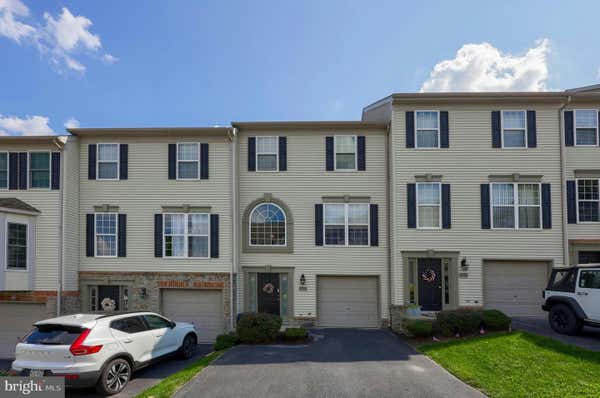 2722 HUNT CLUB DR, YORK, PA 17402 - Image 1