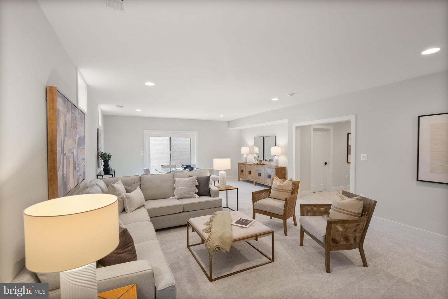 Falls Church, Virginia, 22046, United States, 7 Bedrooms Bedrooms, ,7 BathroomsBathrooms,Residential,Active,1798016