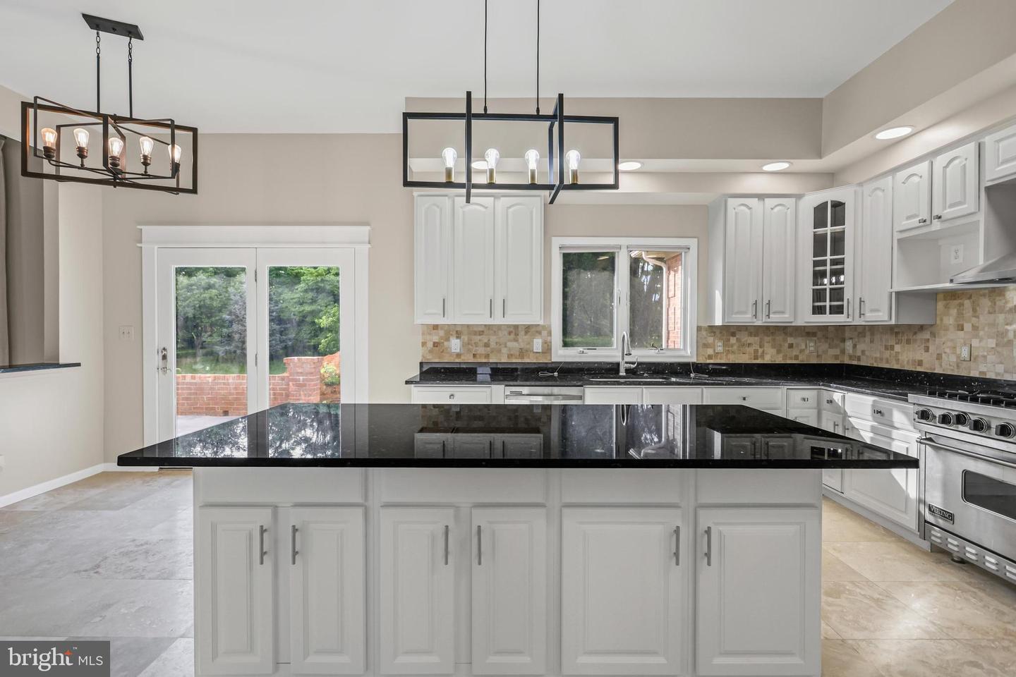 Cockeysville, Maryland, 21030, United States, 7 Bedrooms Bedrooms, ,6 BathroomsBathrooms,Residential,Active,1863326