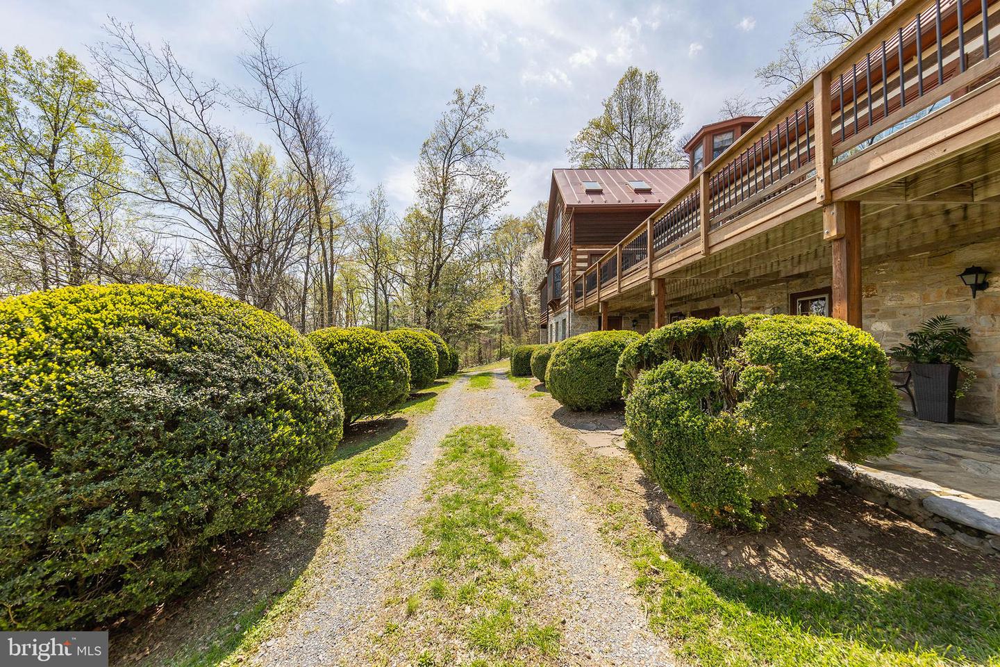 Winchester, Virginia, 22602, United States, 4 Bedrooms Bedrooms, ,4 BathroomsBathrooms,Residential,Active,2041509