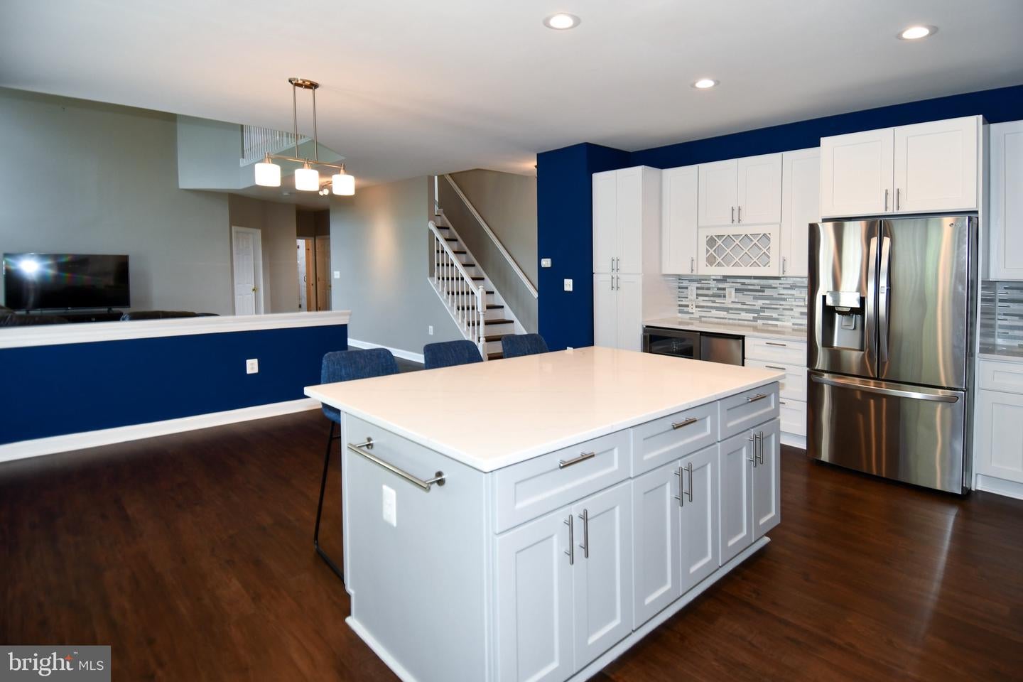 Ashburn, Virginia, 20147, United States, 6 Bedrooms Bedrooms, ,5 BathroomsBathrooms,Residential,Active,1914776