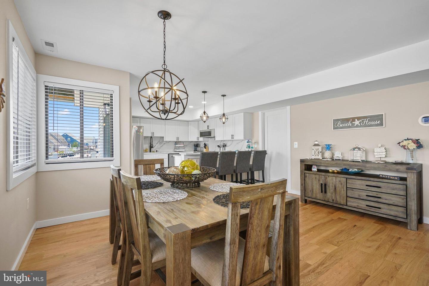 Manahawkin, New Jersey, 08050, United States, 4 Bedrooms Bedrooms, ,3 BathroomsBathrooms,Residential,Active,1885030