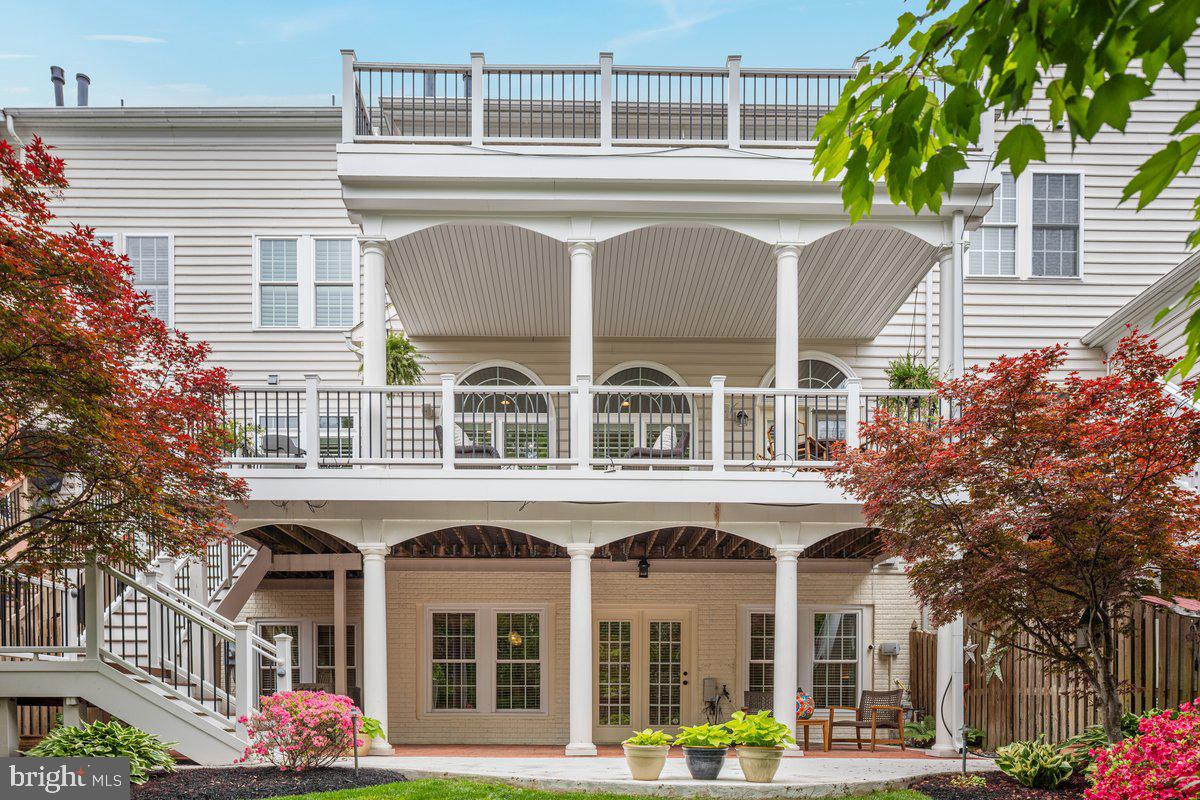 Leesburg, Virginia, 20176, United States, 4 Bedrooms Bedrooms, ,5 BathroomsBathrooms,Residential,Active,2044548