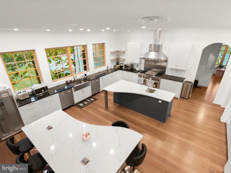 Potomac, Maryland, 20854, United States, 6 Bedrooms Bedrooms, ,7 BathroomsBathrooms,Residential,Active,1927645