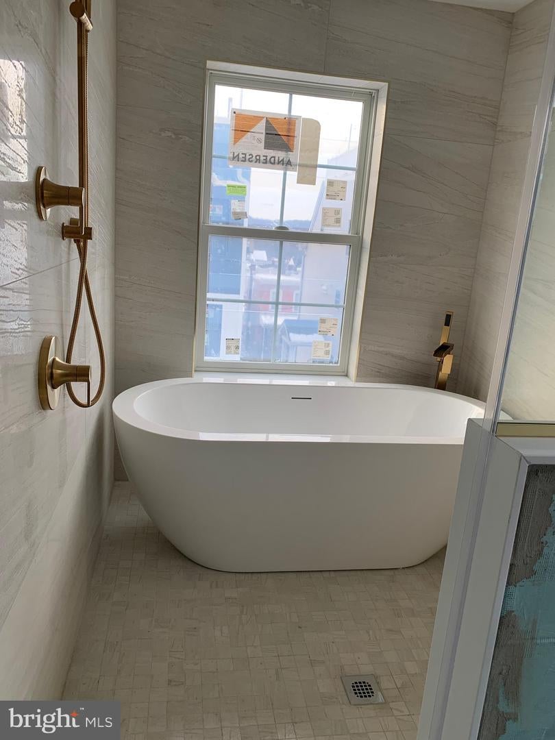 Philadelphia, Pennsylvania, 19127, United States, 6 Bedrooms Bedrooms, ,6 BathroomsBathrooms,Residential,Active,1900208