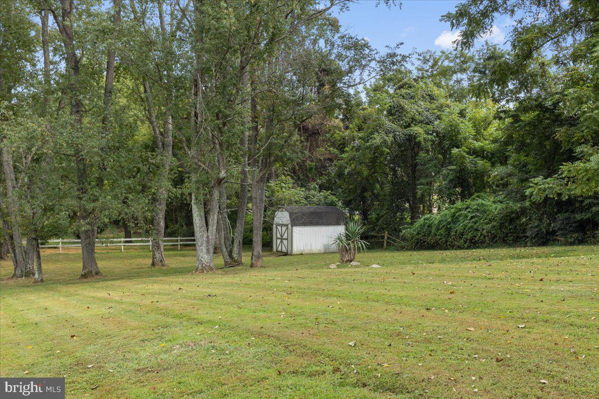 Great Falls, Virginia, 22066, United States, 5 Bedrooms Bedrooms, ,3 BathroomsBathrooms,Residential,Active,1941376